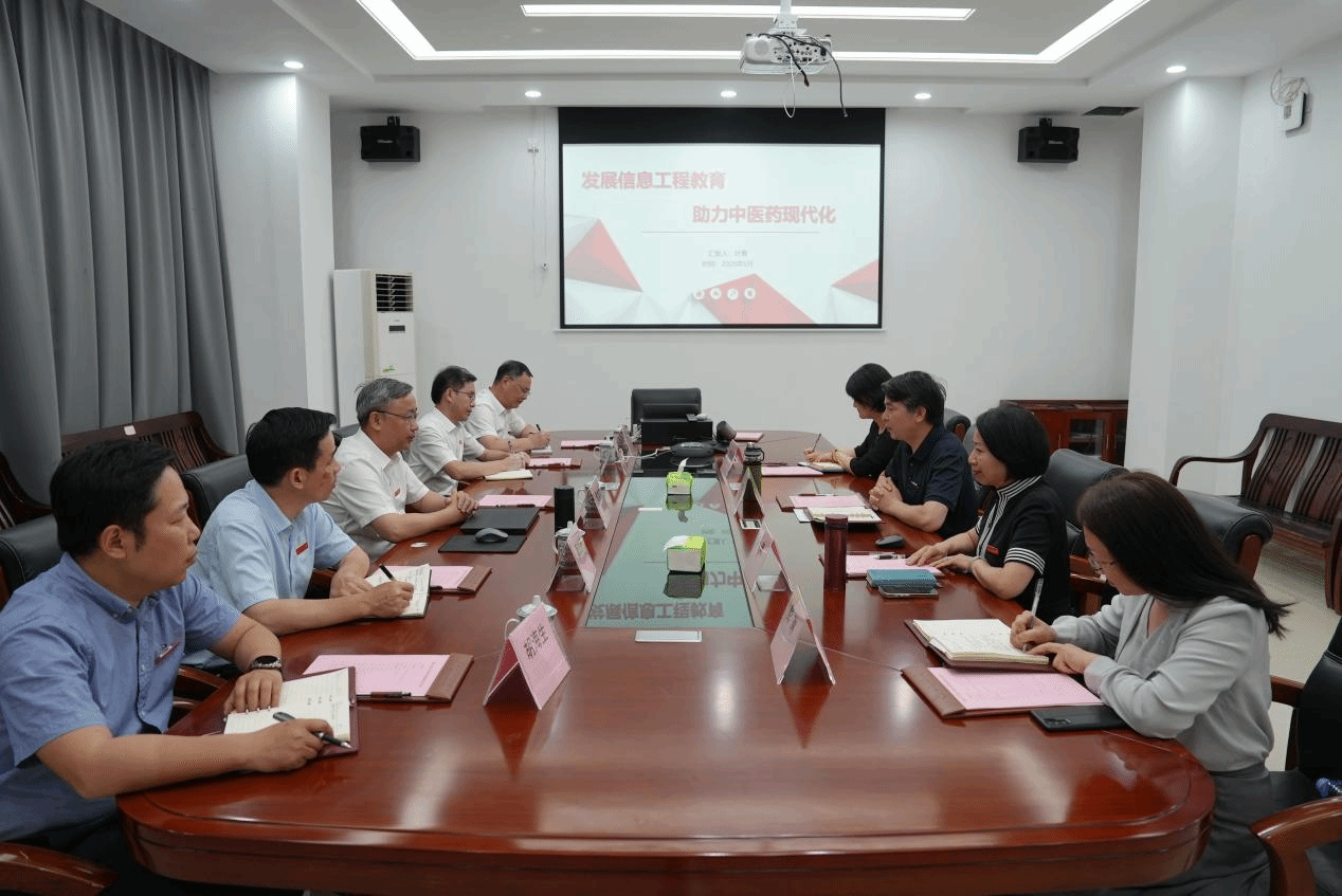 黄加文书记到计算机学院调研