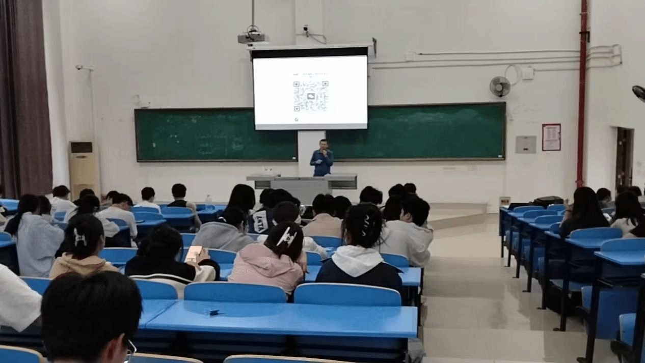 校企联动话发展 赋能学子铸未来